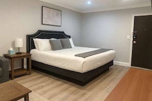 Iron/ironing board, travel cot, WiFi, bed sheets