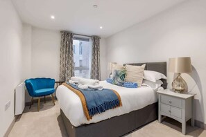 1 quarto, ferros/tábuas de passar roupa, Wi-Fi, roupa de cama