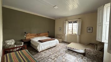 Apartment | Iron/ironing board, free WiFi