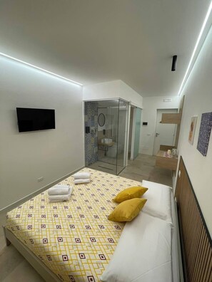 3 bedrooms, desk, free WiFi, bed sheets - #secretplace bb palermo (Palermo)