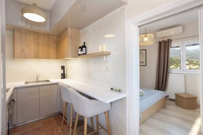 冰箱、烤箱、炉灶、茶具/咖啡用具