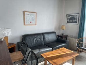 TV, books