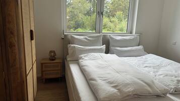 4 Schlafzimmer, Bügeleisen/Bügelbrett, WLAN, Bettwäsche