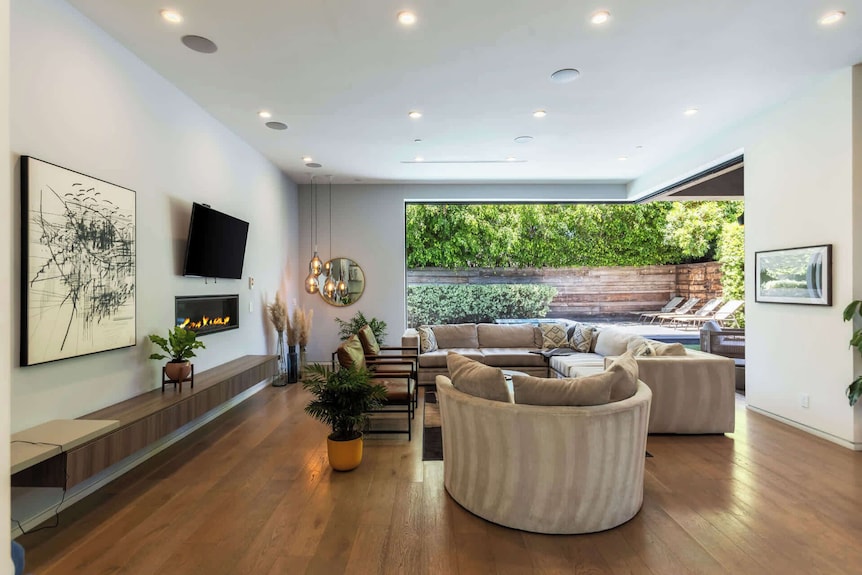 Casa Bella By Oraklus - Hollywood, CA