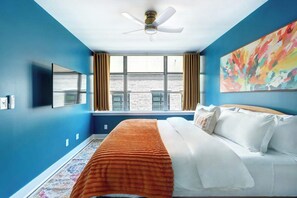 1 bedroom, desk, iron/ironing board, WiFi