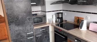 Idyllic apartment in Tecklenburg-Leeden - quiet location with balcony