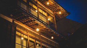 Exterior detail - Arima Onsen Abrigo (Kobe)