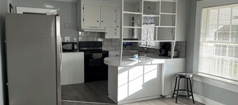 2-bedroom building in amazing Atlantic with AC, WiFi. Relax and enjoy