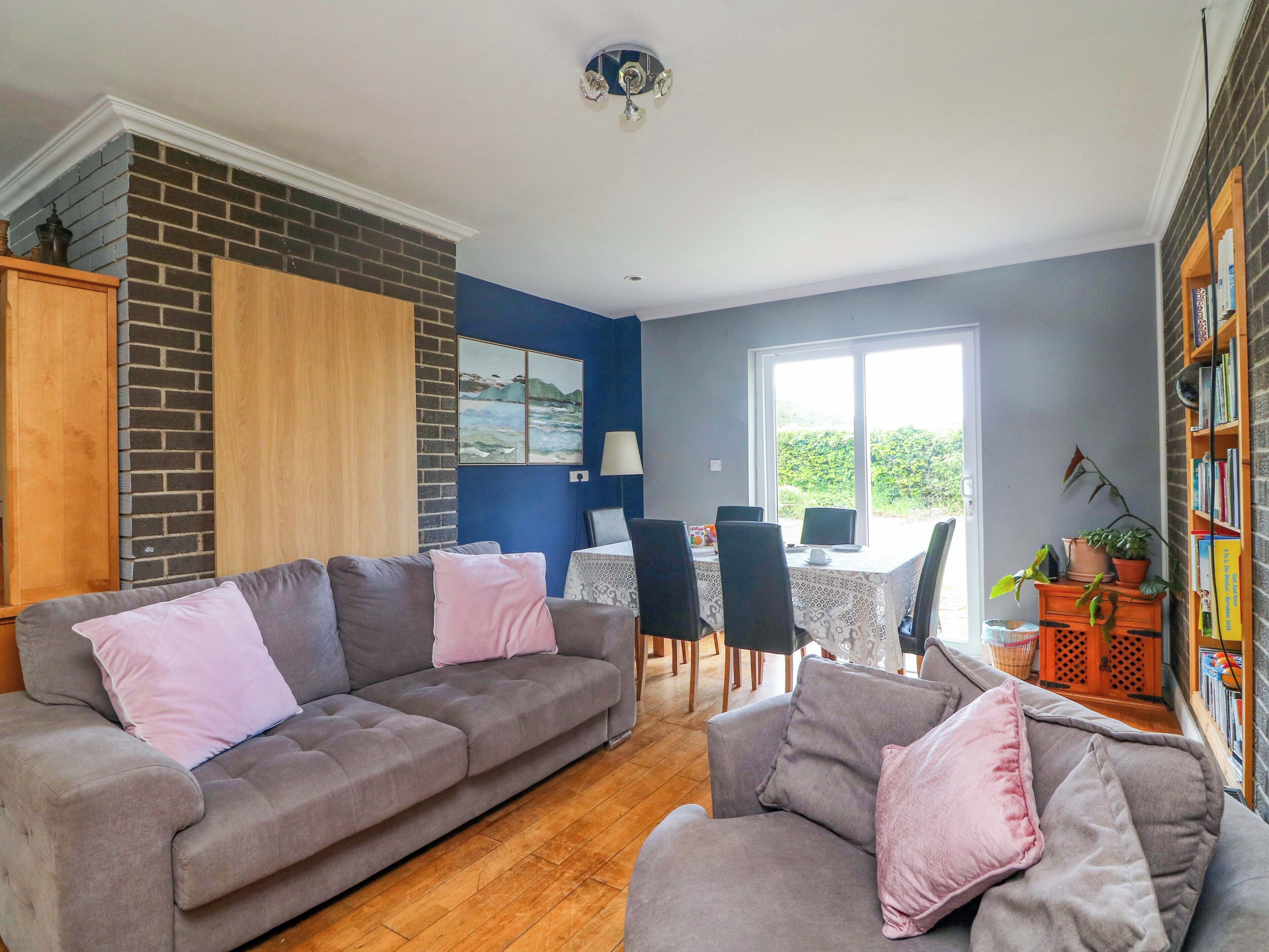 Cottage | Interior