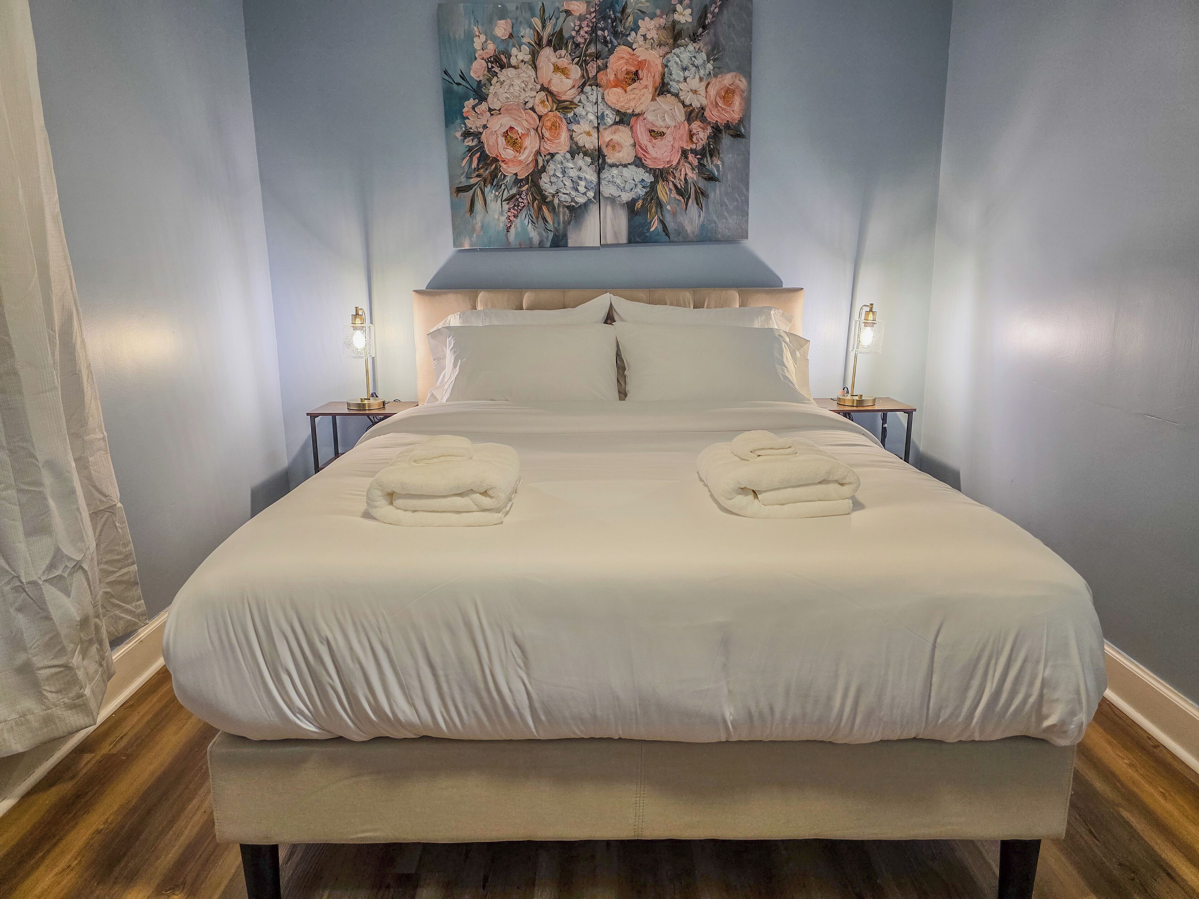 3 室のベッドルーム、アイロン / アイロン台、WiFi、ベッドシーツ