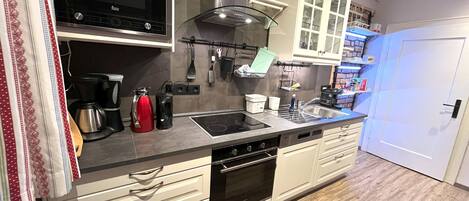 Microwave, stovetop, dishwasher