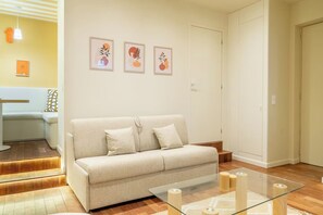 Family Apartment | Ruang tamu