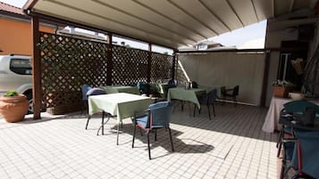 ์ผ์ธ ์๋น