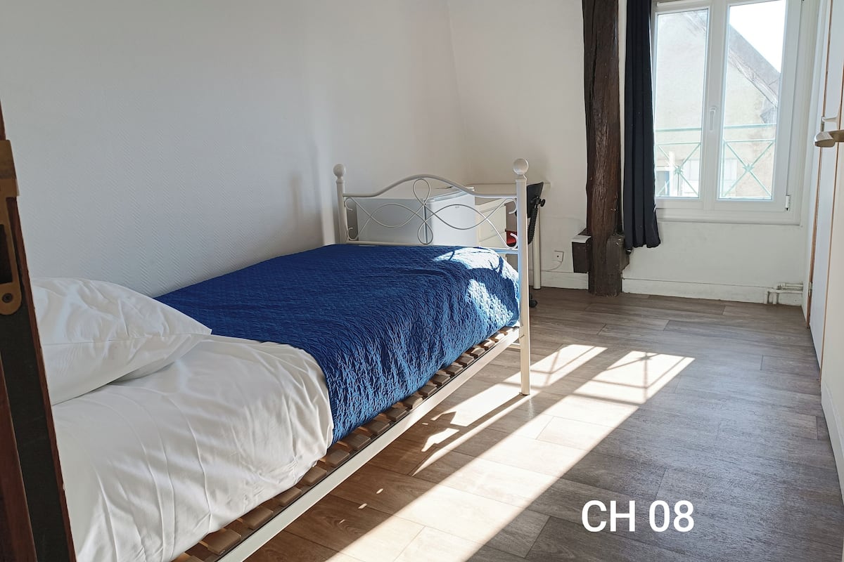 Room, 1 Twin Bed | WiFi (free)