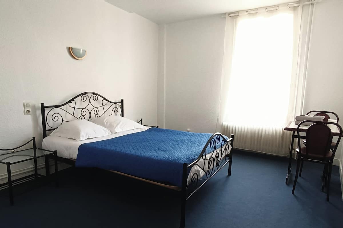 Double Room, 1 Double Bed | WiFi (free)