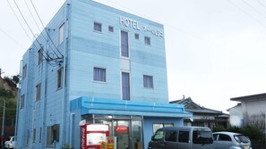 Exterior - Hotel Auberge (Yakushima)