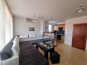 Blackout drapes, iron/ironing board, free WiFi - Monastery Apartments (Sveti Vlas)