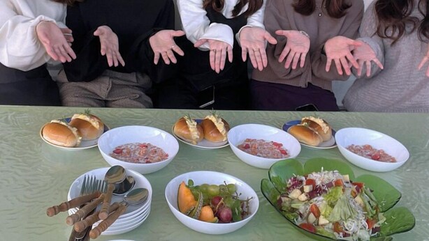 Outdoor dining - Unity Kix Beach Resort (Kaizuka)