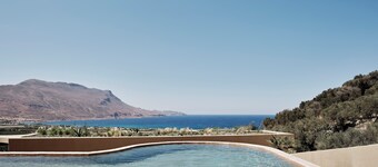 Eco Sanctuary: 3-Bed Villa, Garden Terrace, Infinity Pool, AegeanSea View