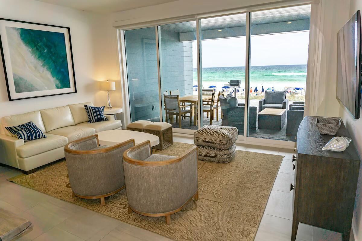 Casa, várias camas (Henderson Beach Villa #2) | Área de estar