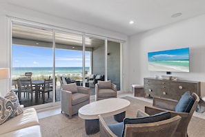 Ferienhaus, Mehrere Betten (Henderson Beach Villa #2) | Wohnbereich