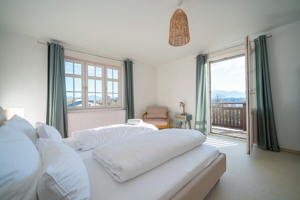 5 Schlafzimmer, Bügeleisen/Bügelbrett, WLAN, Bettwäsche