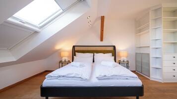 5 Schlafzimmer, Bügeleisen/Bügelbrett, WLAN, Bettwäsche