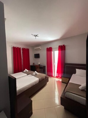 Tremannsrom, balkong | Wi-fi (inkludert)