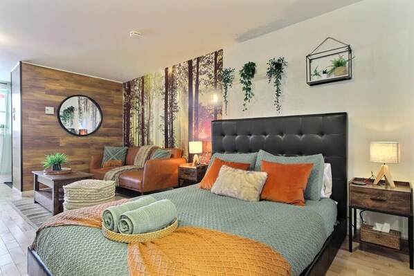 1 bedroom, iron/ironing board, travel crib, WiFi