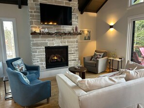 TV, fireplace, offices