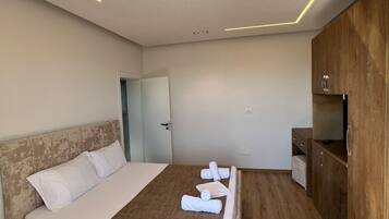 1 habitación, wifi y ropa de cama