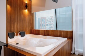华丽公寓, 城市景观 | 私人 SPA 浴缸