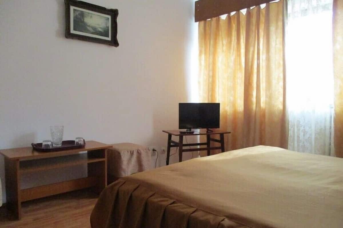 Basic Single Room, City View | Free WiFi