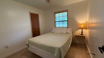 4 bedrooms, WiFi, bed sheets