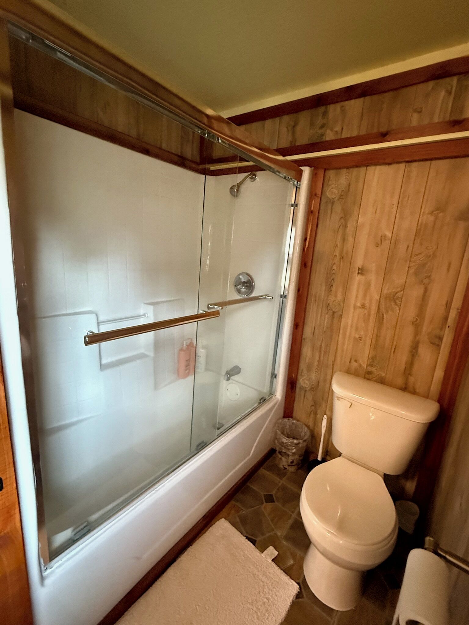 Towels, soap, toilet paper