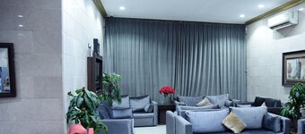 In Taiba Apartment
