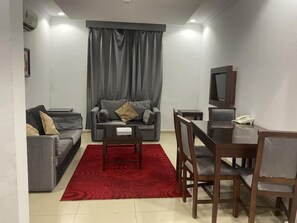 One Bedroom | Servicio de comidas en la habitación