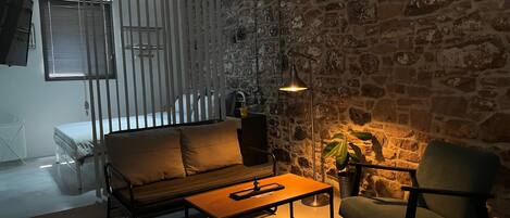 Deluxe Apartment | Free WiFi