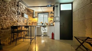 高級公寓 | 私人廚房 | 雪櫃、洗碗機、廚房用具/餐具/器皿