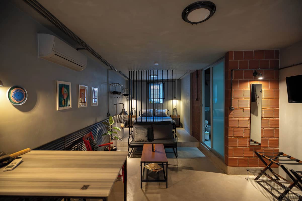 Deluxe Apartment | Free WiFi