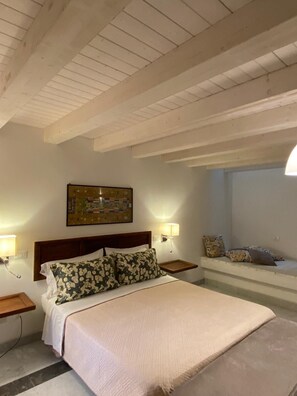 2 quartos, ferros/tábuas de passar roupa, Wi-Fi, roupa de cama