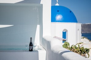 Superior-Suite, Whirlpool, Meerblick | Terrasse/Patio