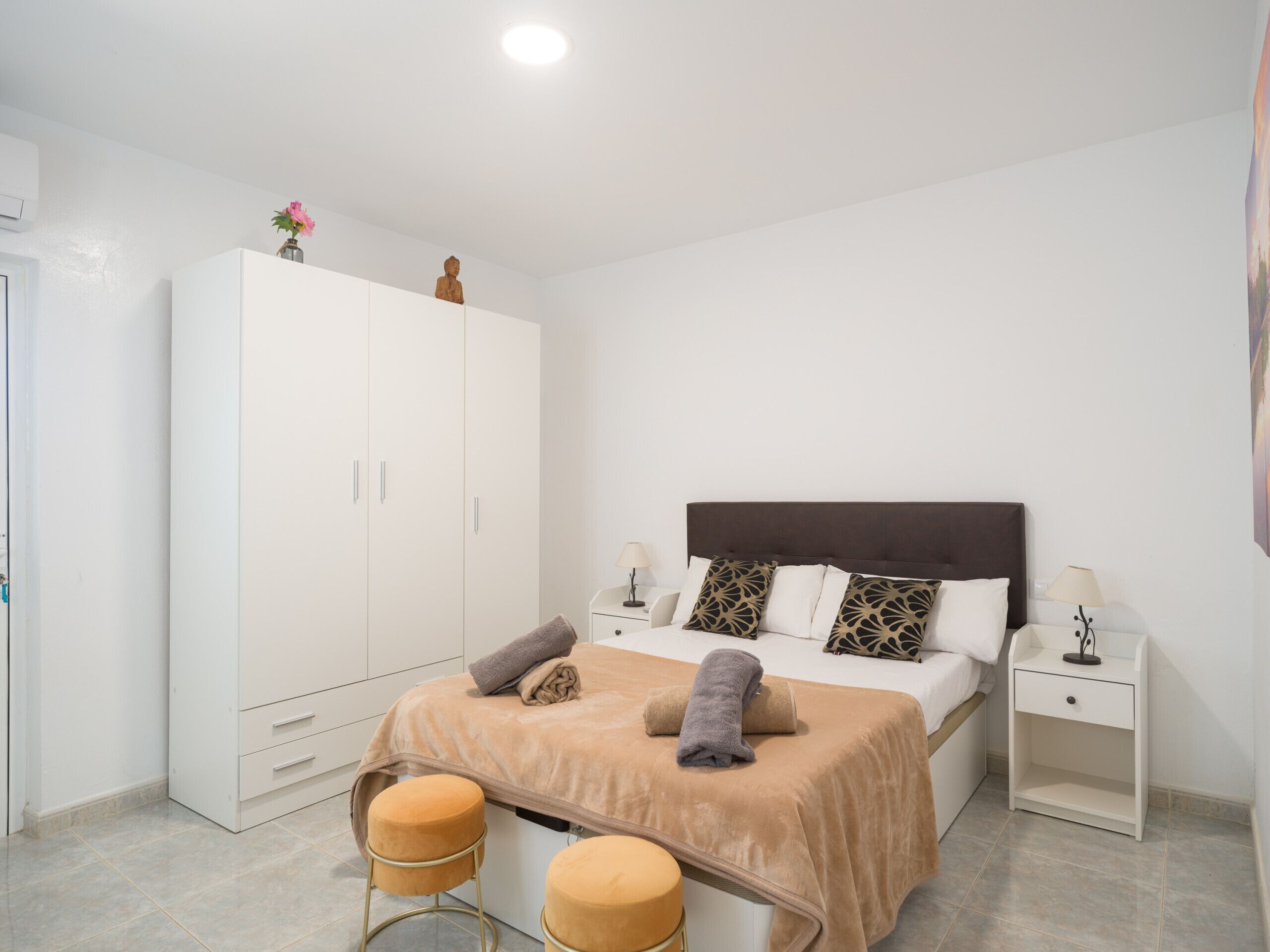 4 chambres, draps fournis