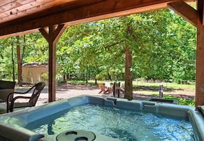 Bain à remous extérieur