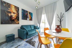 TV - Brisas del Poniente- Apt-Studio with sea views (Benidorm)