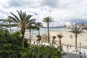 Beach - Brisas del Poniente- Apt-Studio with sea views (Benidorm)