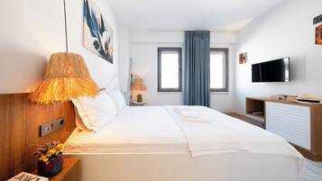 Economy Double Room, Mountain View | Premium bedding, free WiFi, bed sheets