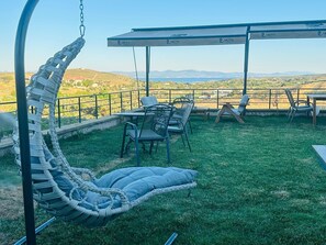 55-cm LCD TV with satellite channels, heated floors - DIONE BOZCAADA  (Bozcaada)