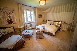 2 Schlafzimmer, Bügeleisen/Bügelbrett, Reisekinderbett, kostenloses WLAN