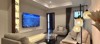 Royal Al Arfan 2-bedroom apartment in tranquil Muscat